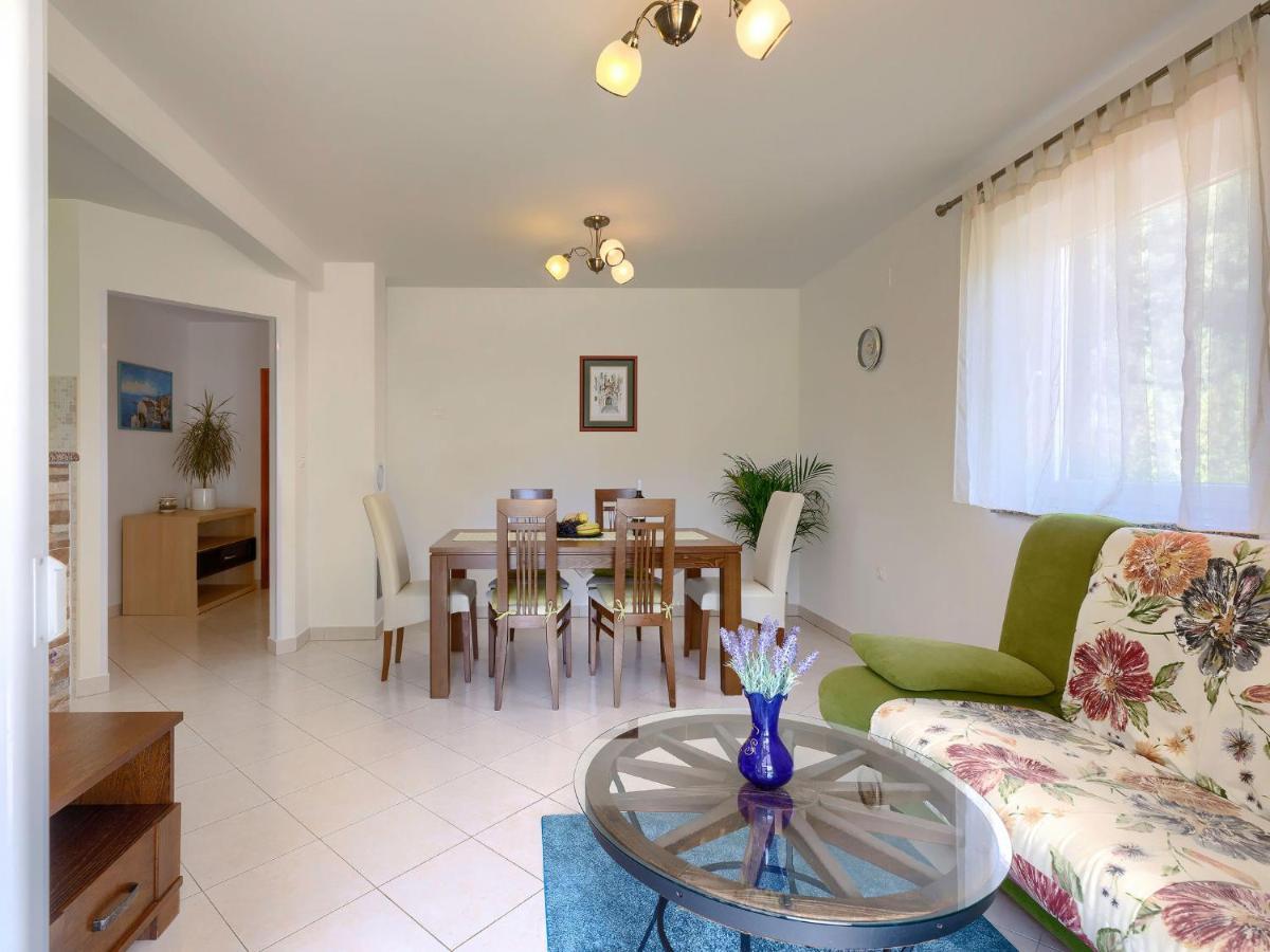 Holiday Home Carla - Lbn429 By Interhome Labin  Bagian luar foto